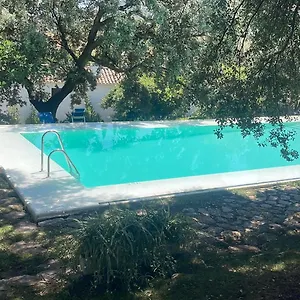 Pilares De Boutique & Ronda
